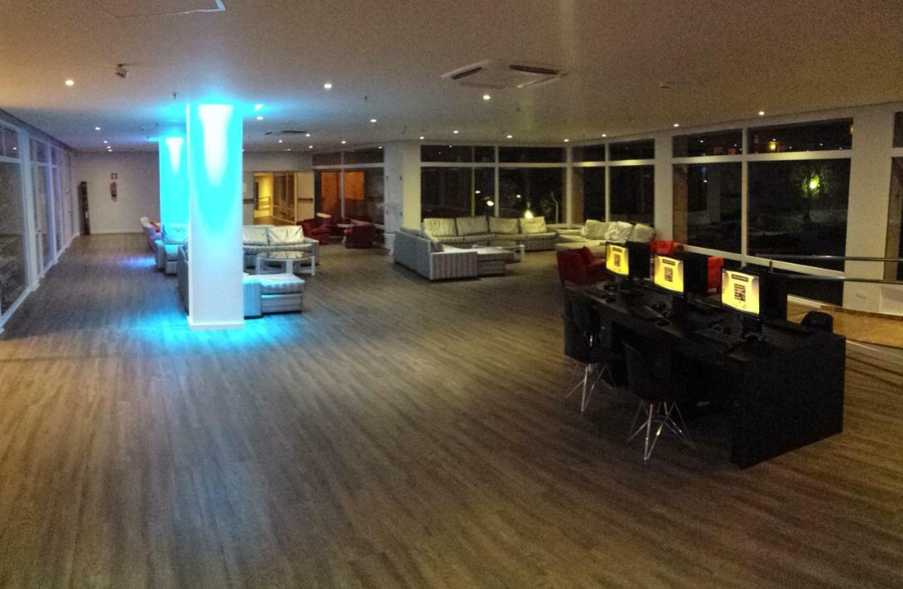 Апартаменти Torremolinos Carihuela 1ª Linea Playa Екстер'єр фото